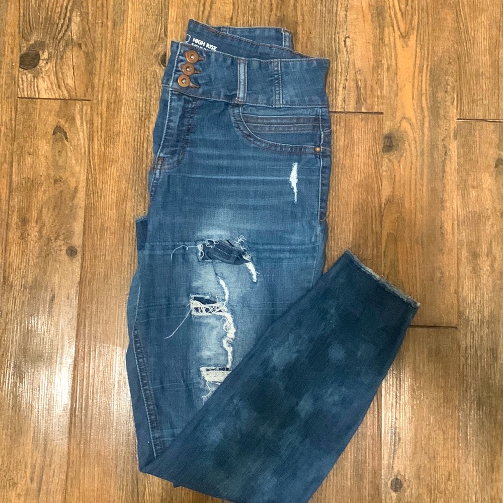 Woman’s size 15 high rise jeans